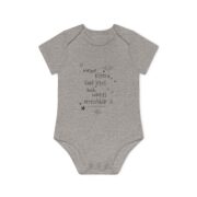 Baby Bodysuit – German 'Meine Eltern sind jetzt auch nachts erreichbar' Organic Short Sleeve - Image 3