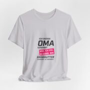 Grandma Announcement Tee — "Ich werde OMA genannt weil ich viel zu cool bin" Frenchie Grandma Gift - Image 43