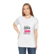 Grandma Announcement Tee — "Ich werde OMA genannt weil ich viel zu cool bin" Frenchie Grandma Gift - Image 2