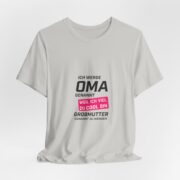Grandma Announcement Tee — "Ich werde OMA genannt weil ich viel zu cool bin" Frenchie Grandma Gift - Image 19