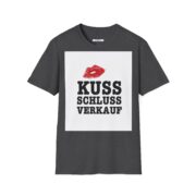 T-Shirt — "Kuss Schluss Verkauf" Lip Print Graphic Tee - Image 23