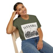 Istanbul Türkiye Skyline T-Shirt — Vintage Cityscape Travel Tee - Image 23