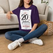 20 Jahre Geburtstag T-Shirt für Frauen – "20 Jahre" Jubiläums-Shirt mit Krone & Herzen - Image 17